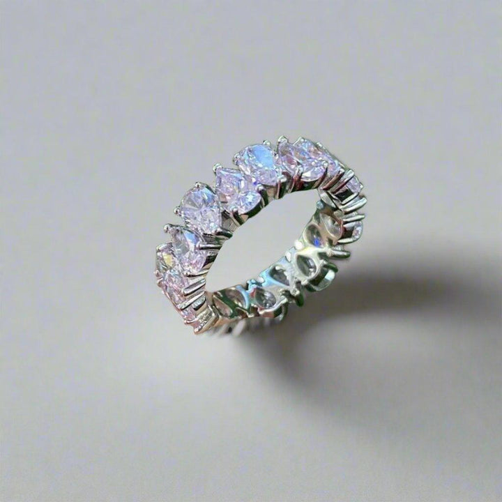 Luxury Full Circle Crystal Ring - Oval Gallery Design