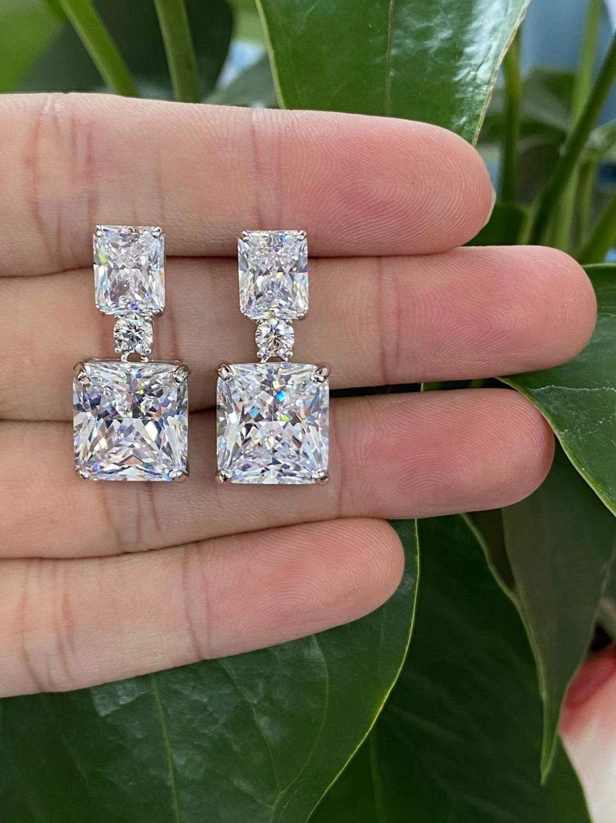 Classic Starburst Crystal Stud Earrings