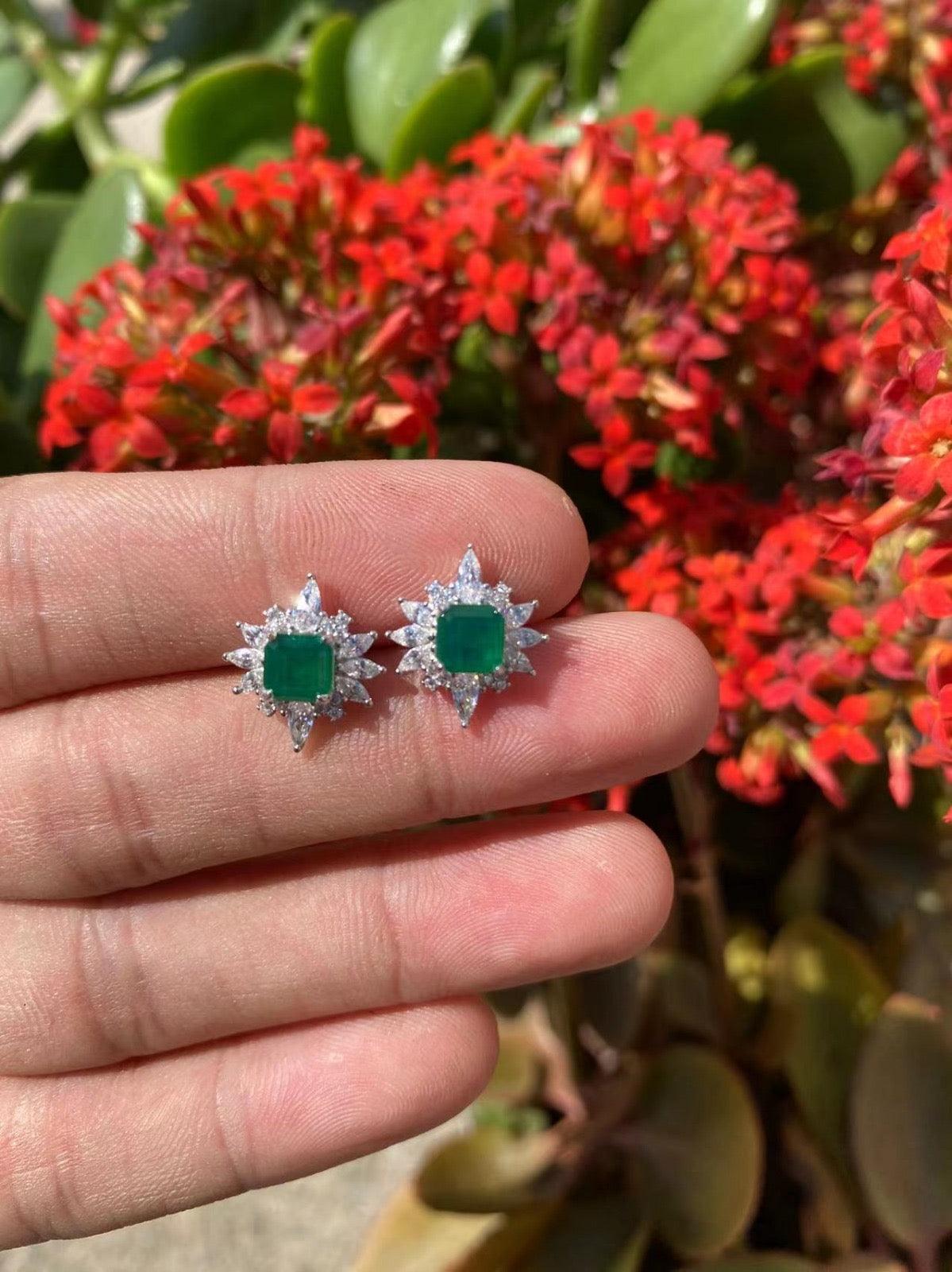 Dainty Blue Flower Stud Earrings