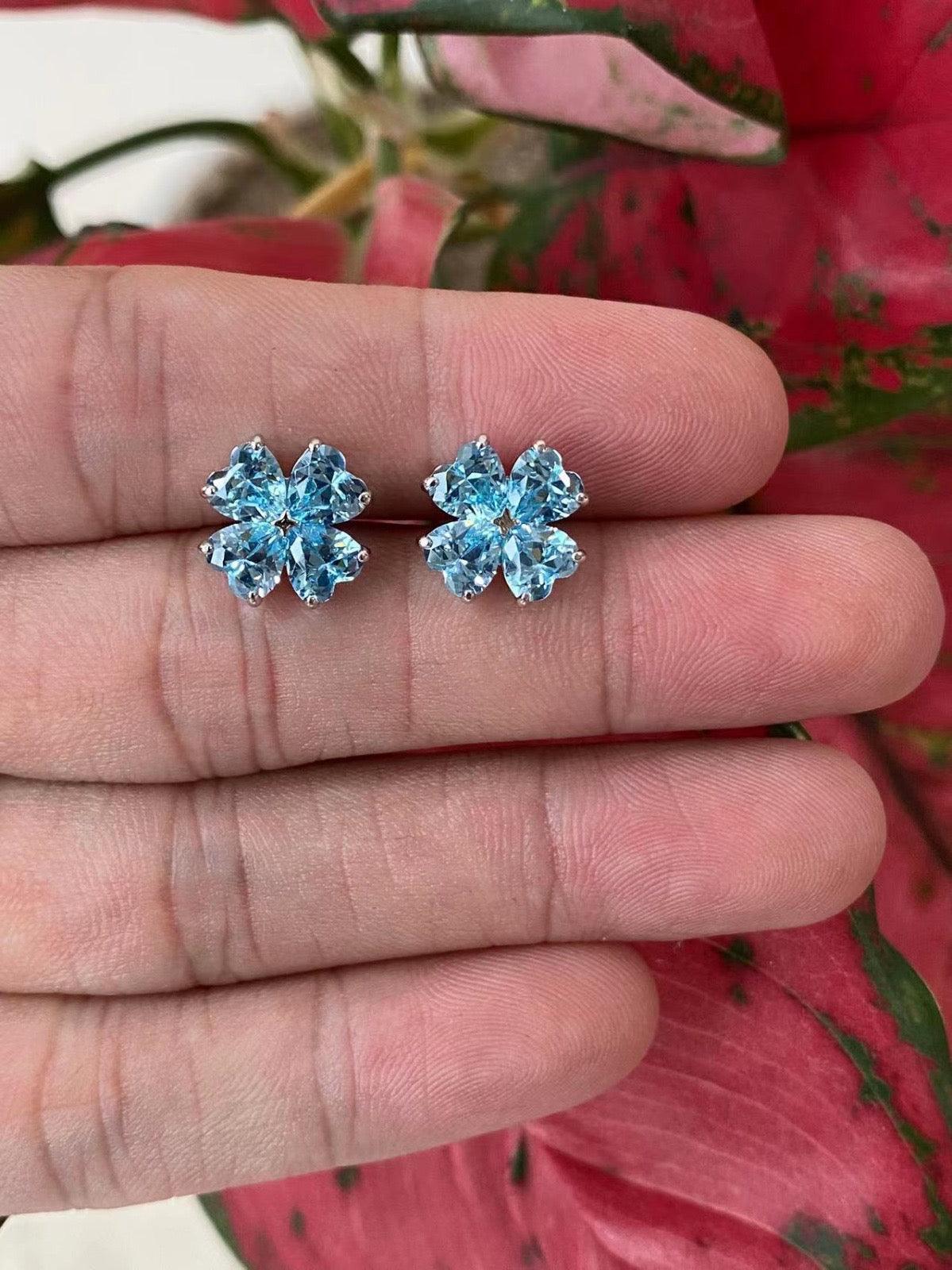 Elegant_Blue_Clear_Crystal_Stud_Earrings