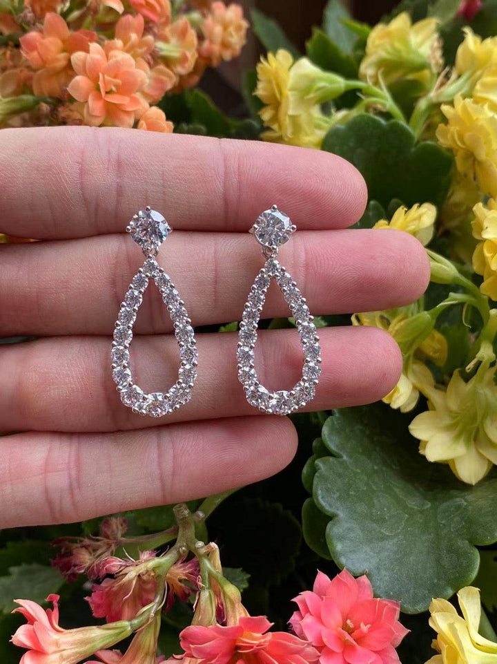 Elegant Crystal Teardrop Earrings 