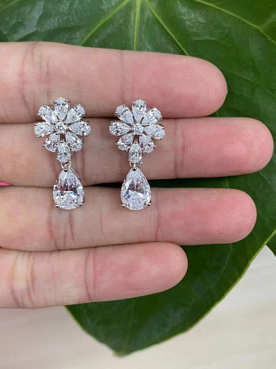 Elegant Snowflake Drop Earrings