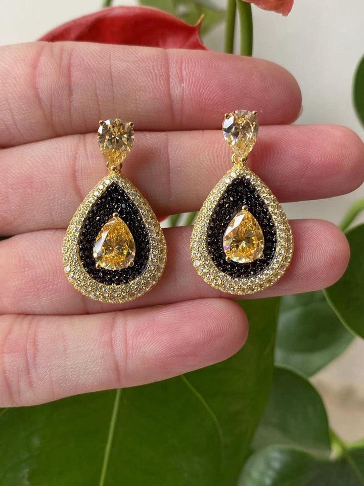 Luxurious Triple-Tone Teardrop Statement Earrings