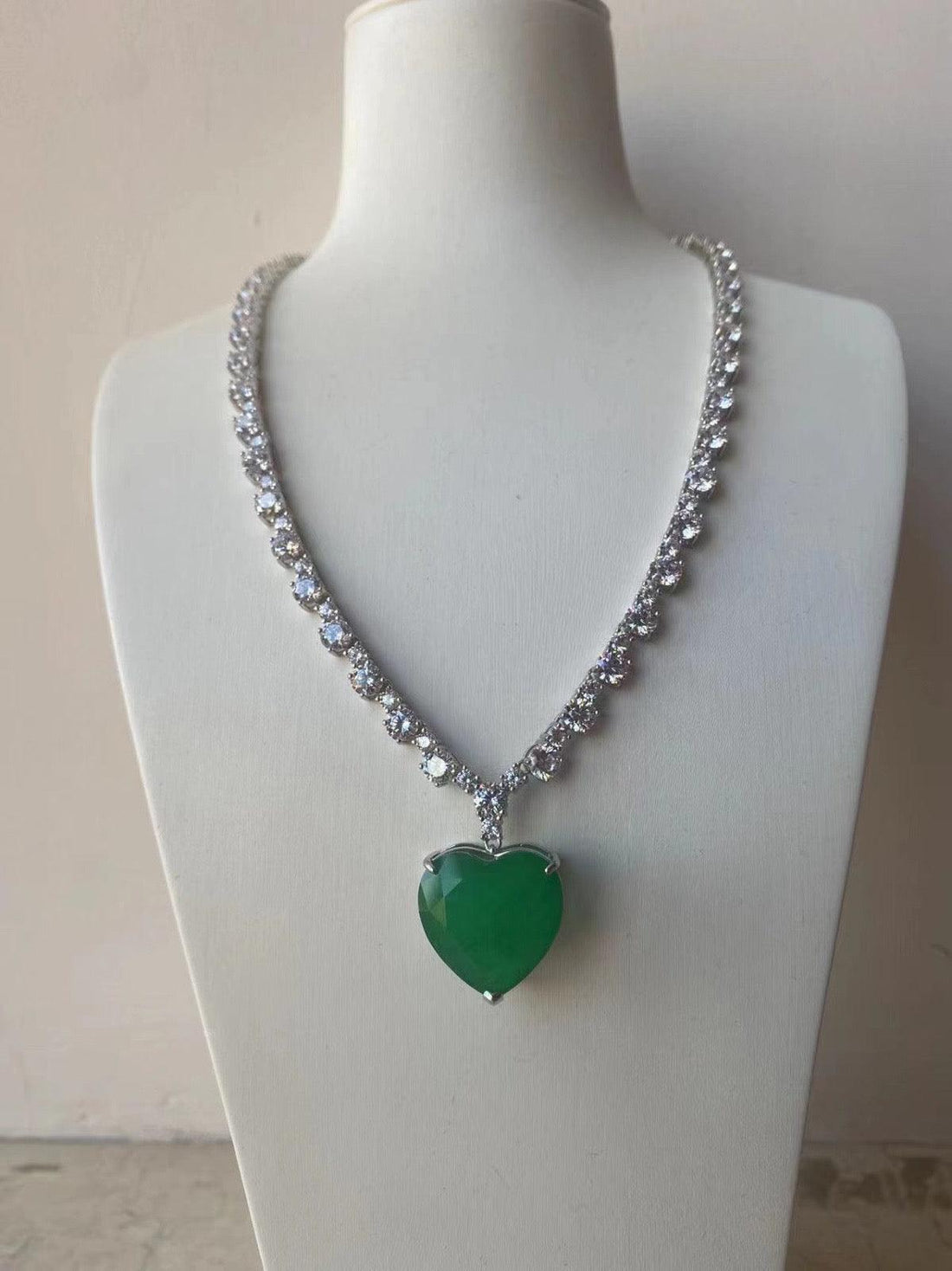 Luxury Crystal Heart Statement Necklace