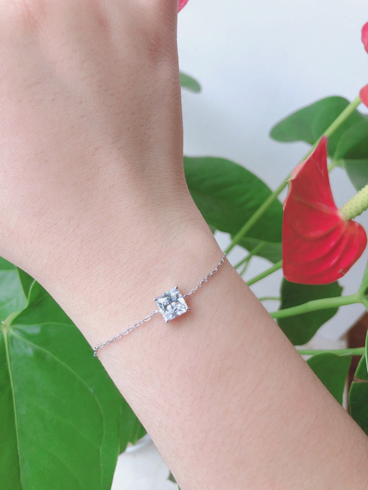 Modern Geometry - Princess Cut Solitaire Bracelet