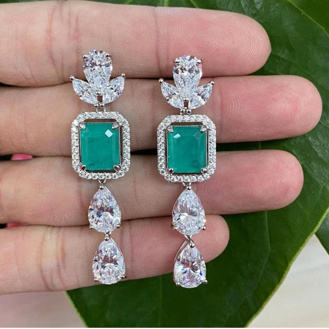 Luxury Emerald Green Crystal Linear Drop Earrings