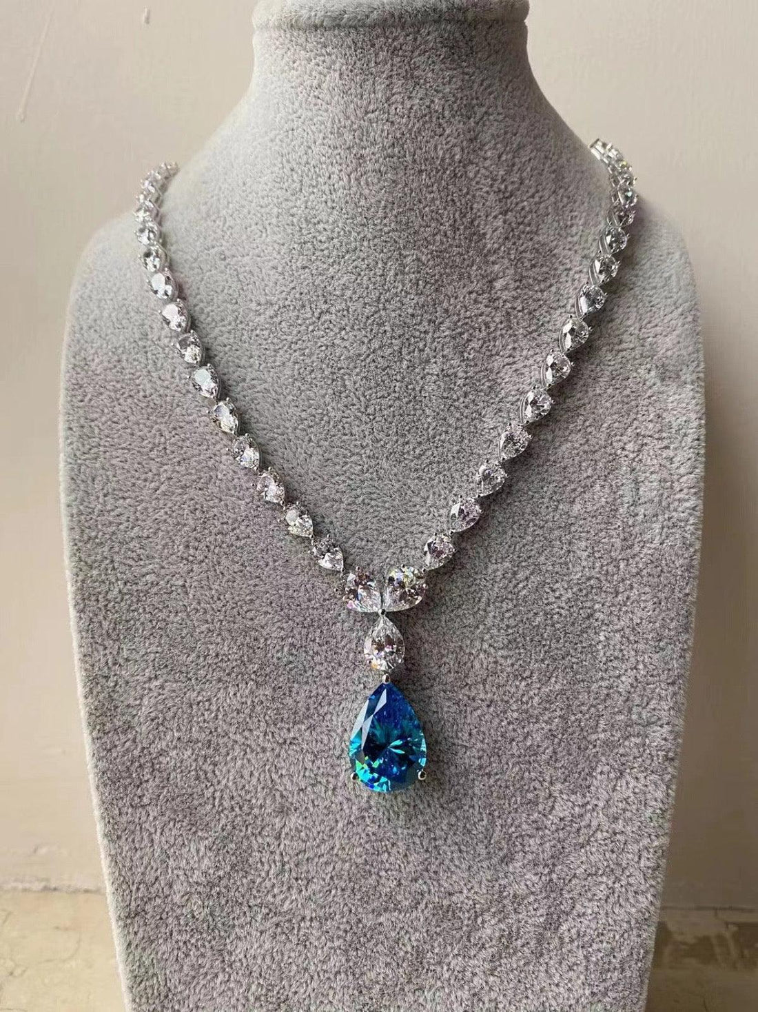 Teardrop Luxury Necklace - Silver Crystal Chain with Blue Pear Pendant