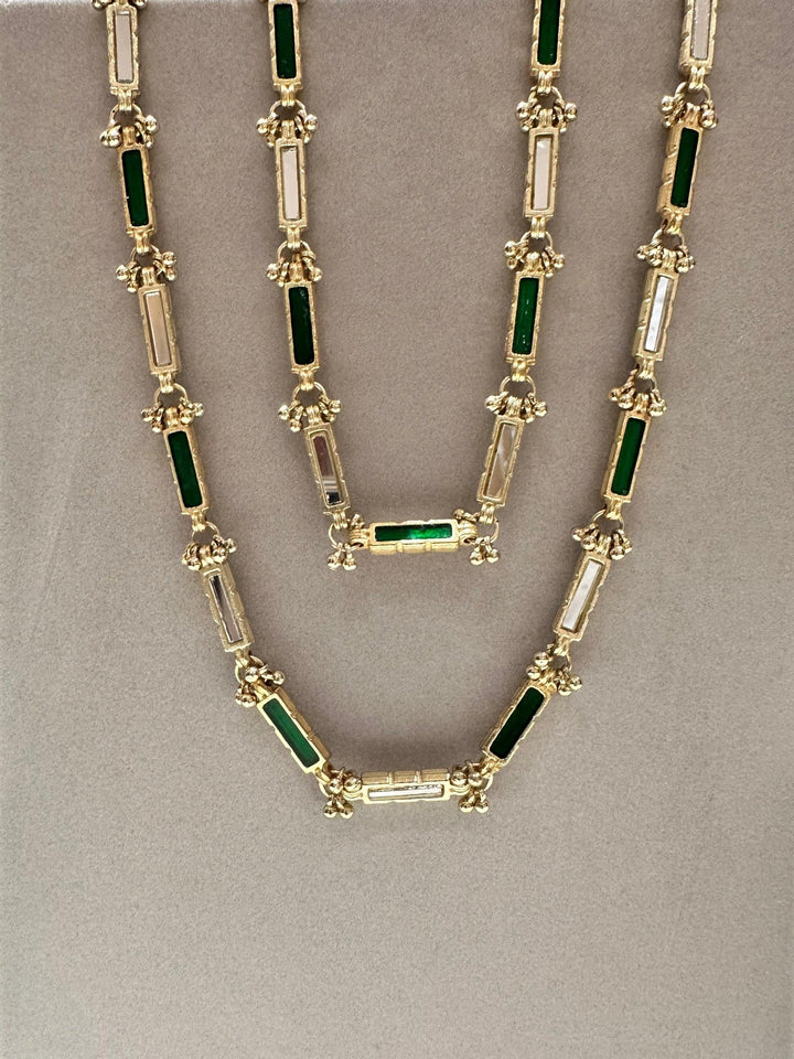 Vintage-Inspired Emerald Green and Crystal Bar Link Necklace in Gold Tone