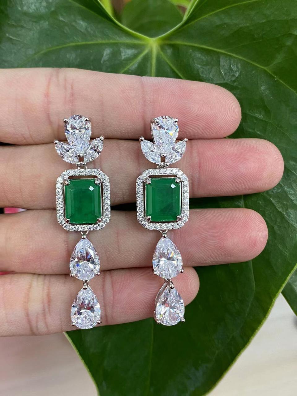 Luxury Emerald Green Crystal Linear Drop Earrings