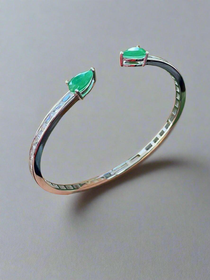 Modern Crystal Teardrop Open Cuff Bracelet