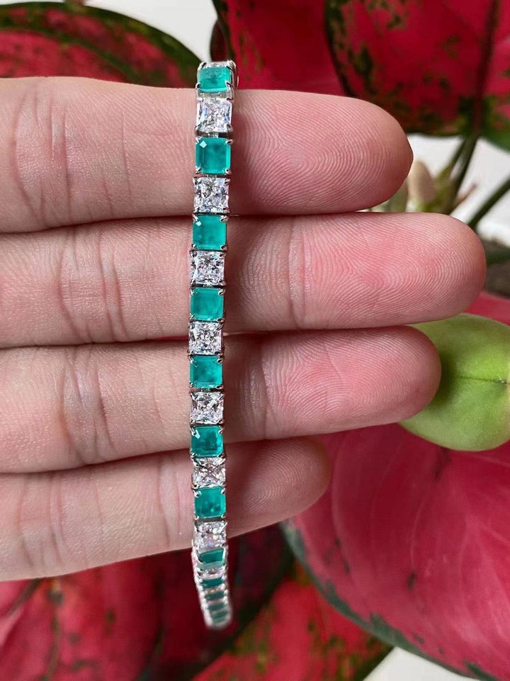 Stunning Emerald Green & Clear Cubic Zirconia Tennis Bracelet