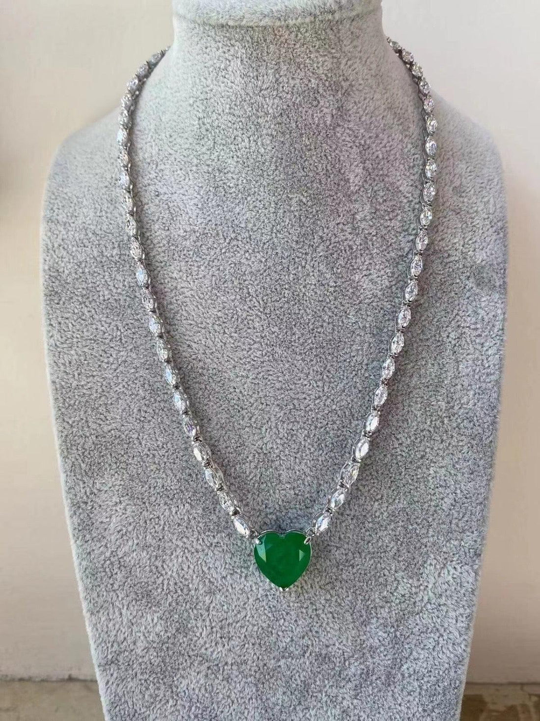 Elegant Heart Crystal Pendant Necklace