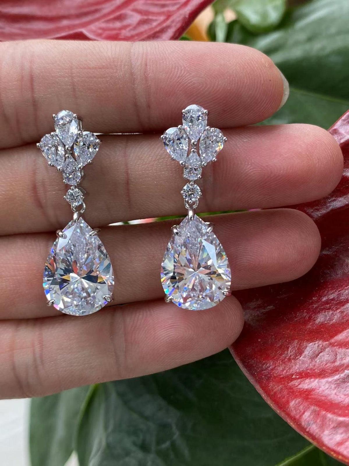 Luxury Crystal Flower Drop Earrings with Turquoise Teardrops