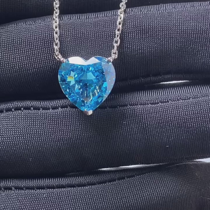 Ocean Blue Heart Solitaire Necklace - Romantic Chain Design